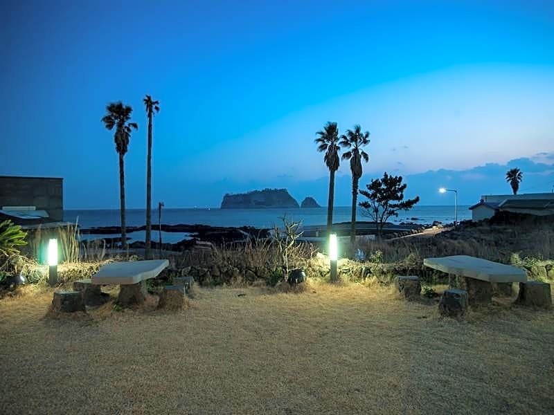 Jeju Solarseado Pension