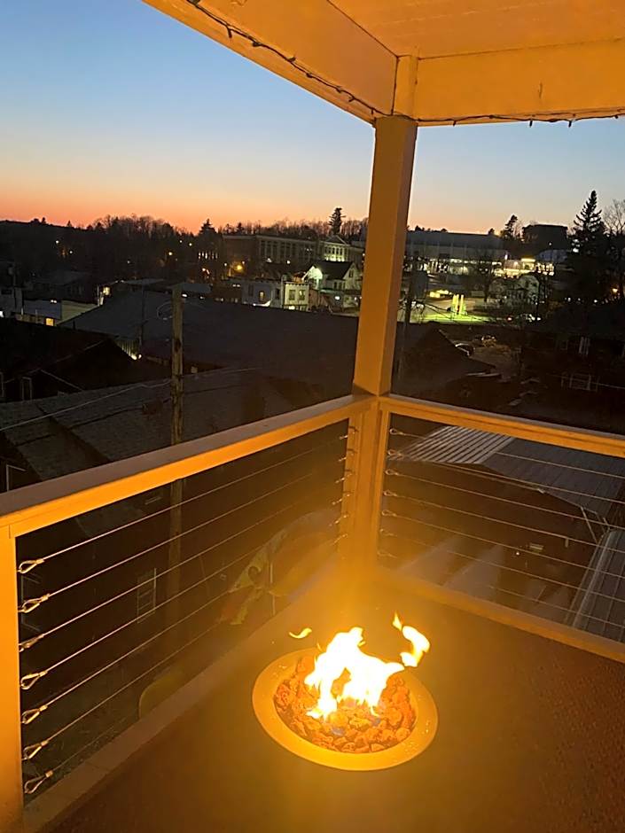 Amazing Mountain Views Lake Placid & 1980 Olympic Center