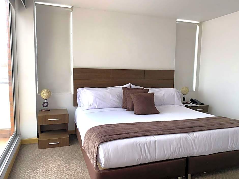 Photo 1 of 11 of Executive Suite