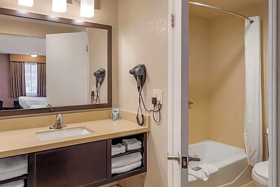 Best Western Country Inn