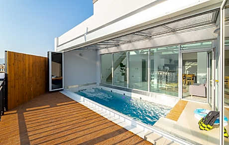 Chuncheon Gapyeong Kids Pool Villa HOAGA