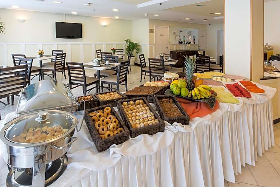 Tsue The Palace Flats