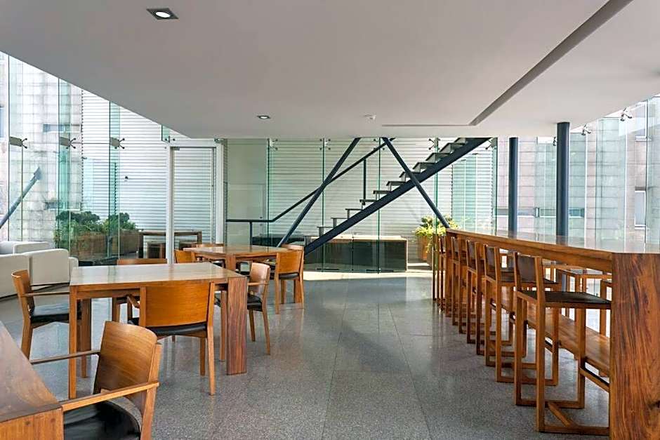 Iluminado Depto Frente al Parque la Mexicana