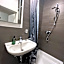 Boutique Hotel Q8 By Simplex