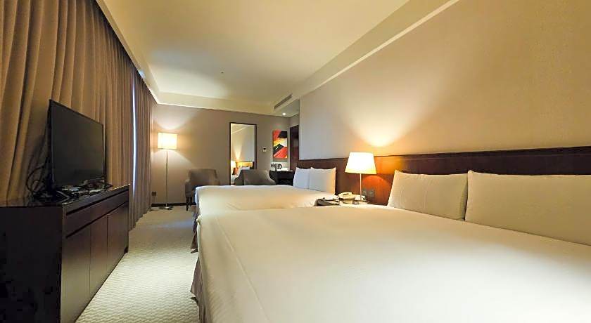 CHECK Inn Taichung LaiLai 