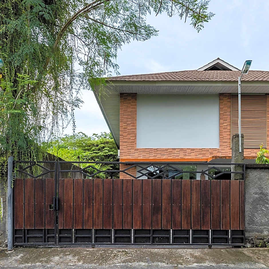 Cove Matahari Guesthouse Sunset