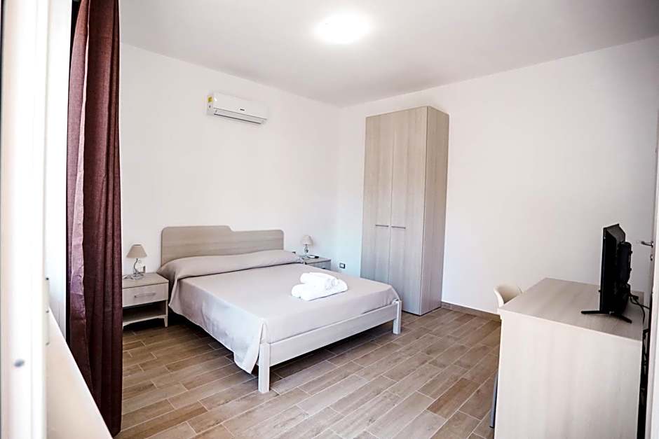 Il Viaggiatore Via Rimini Serapo