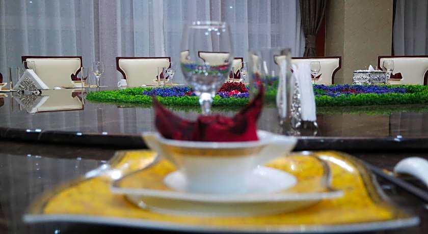 Kololo Courts Hotel And Restaurant