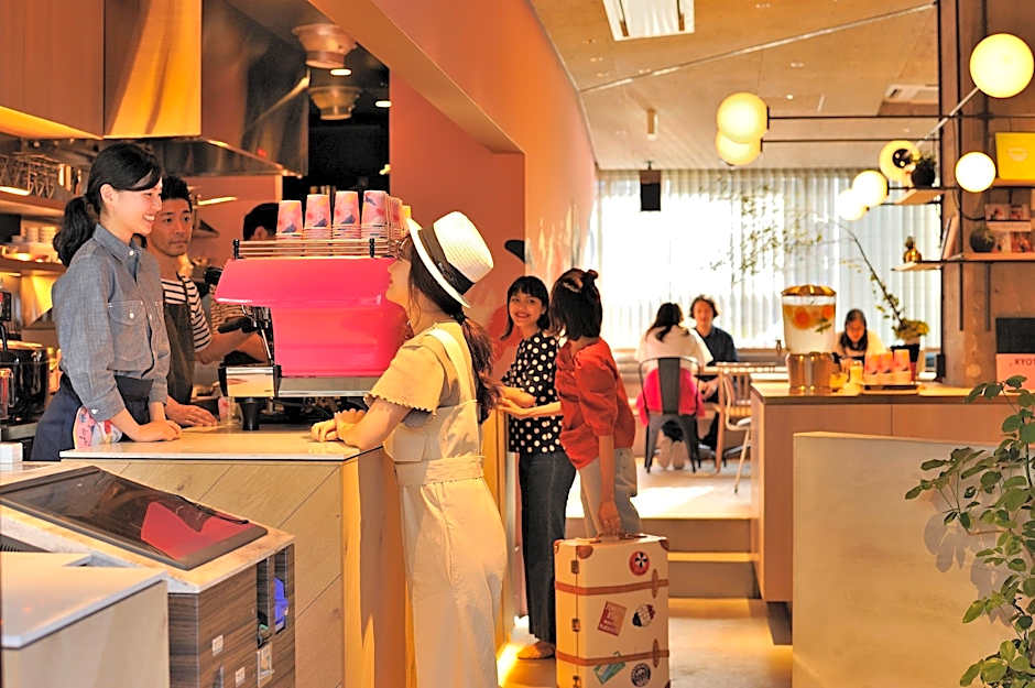 Cafetel Kyoto Sanjo – Kyoto, IL