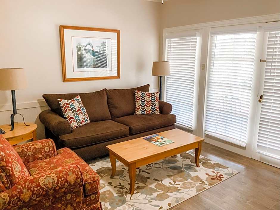 The Lodge at The Bluffs