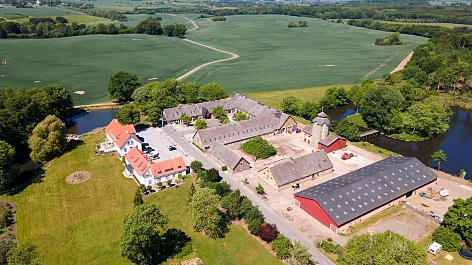Sonnerupgaard Hotel & Konference