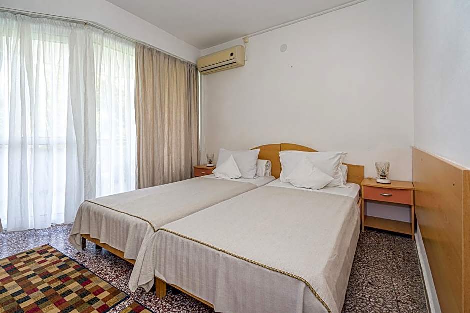 Hotel Raluca