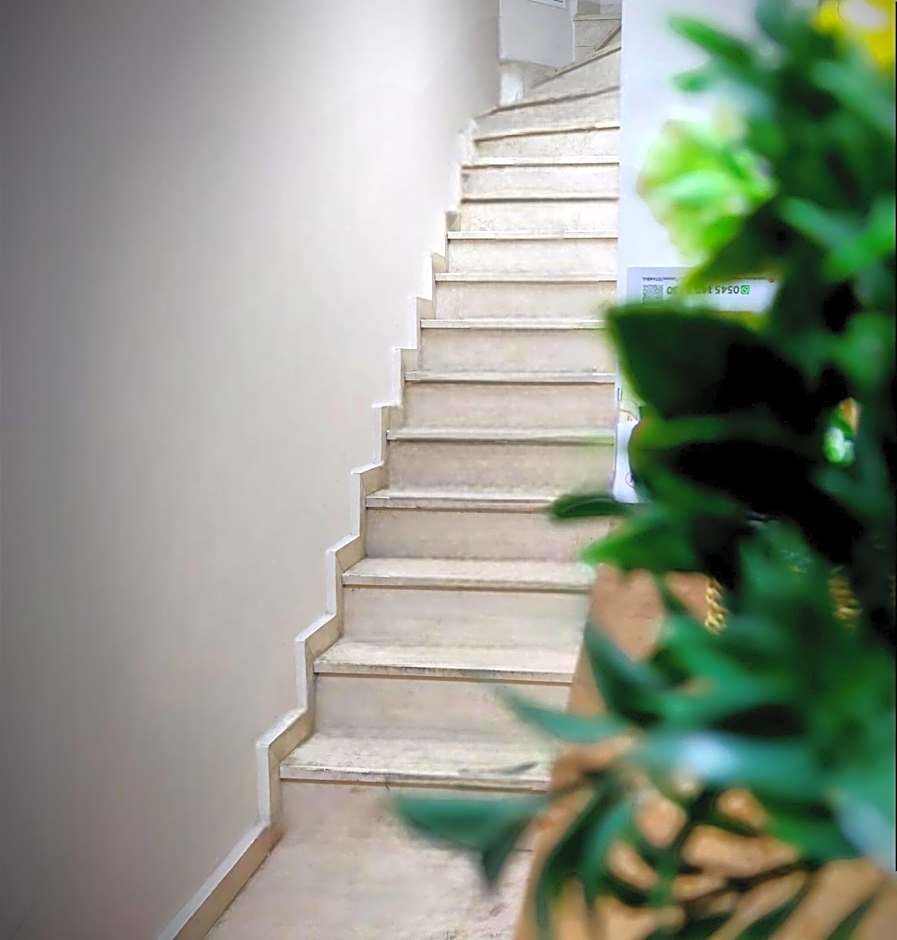 Mimoza İstiklal Apart Hotel