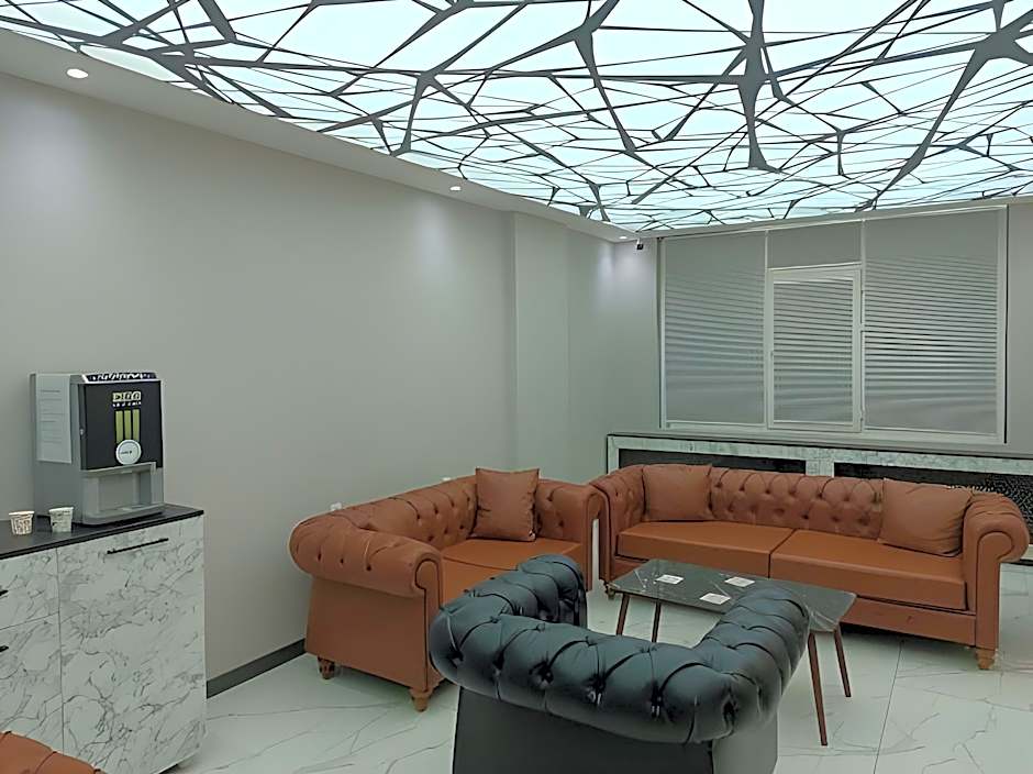 Peracity Hotel