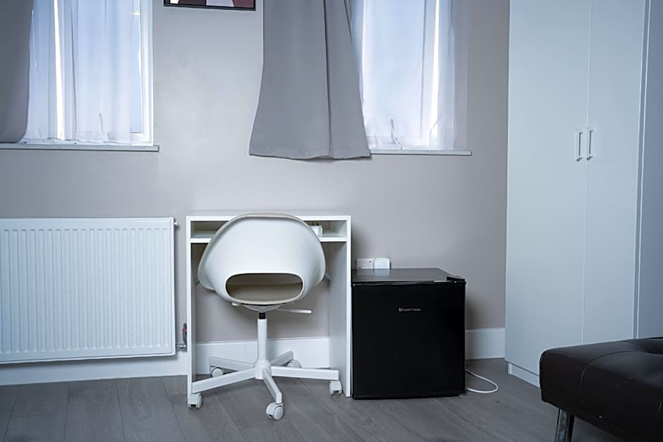 Paragraph Palmers Green - Tottenham Stadium