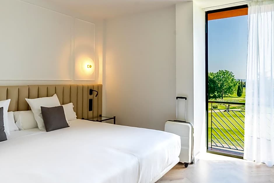 Torremirona Relais Hotel Golf & Spa