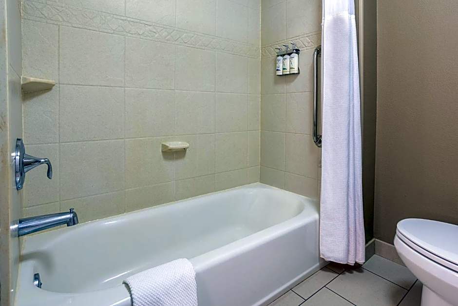 Staybridge Suites Wilmington East By IHG