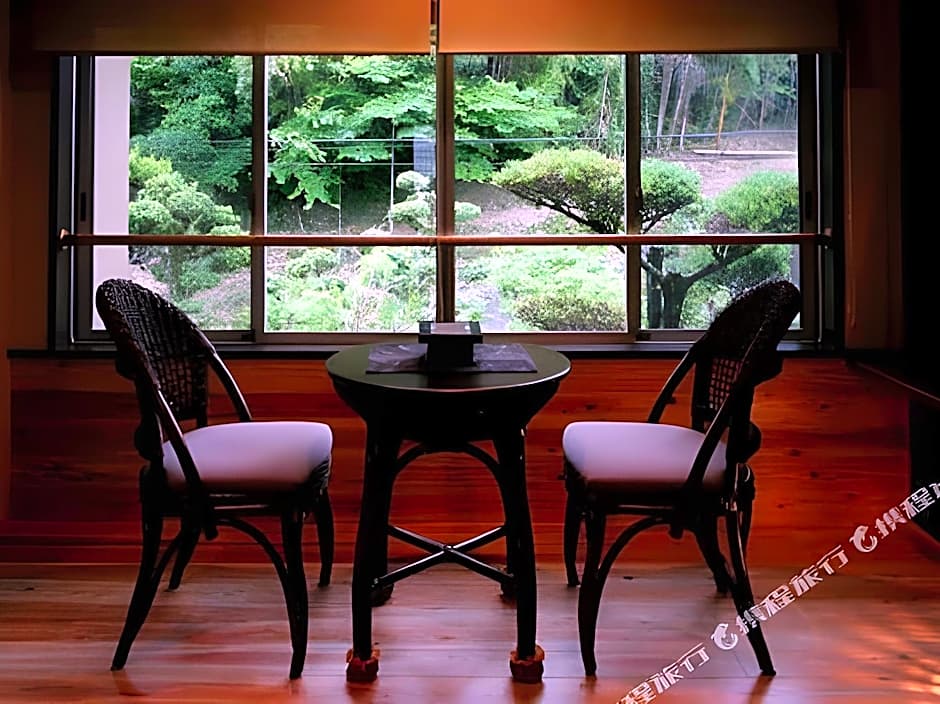 Ureshino Onsen Kujaku