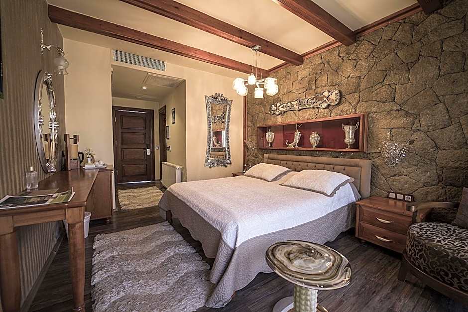 KAZDAĞLARI KARYE MÜZE OTEL