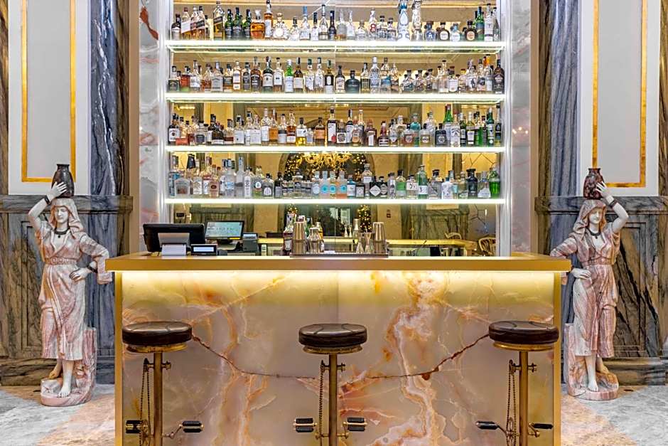 Aleph Rome Hotel, Curio Collection By Hilton