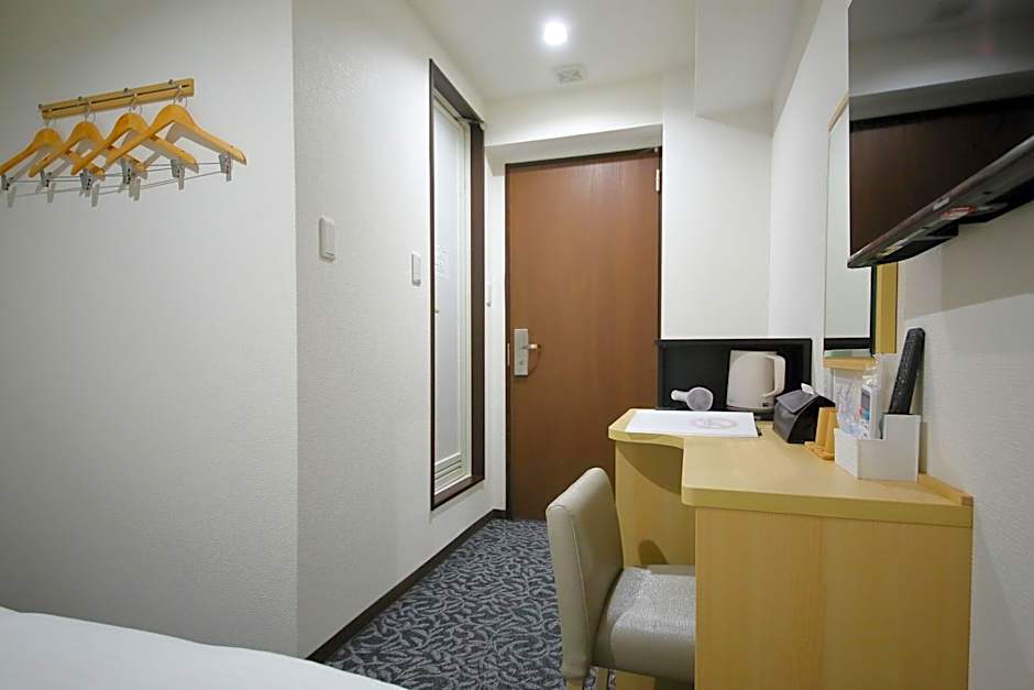 Photo 1 of 9 of 1 Bed