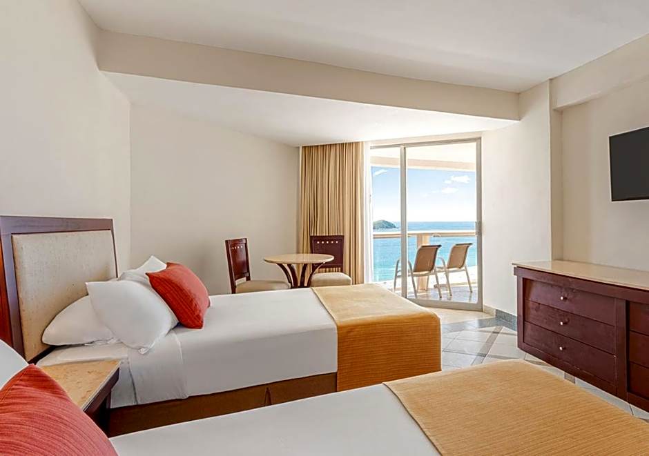 Park Royal Beach Ixtapa - All Inclusive