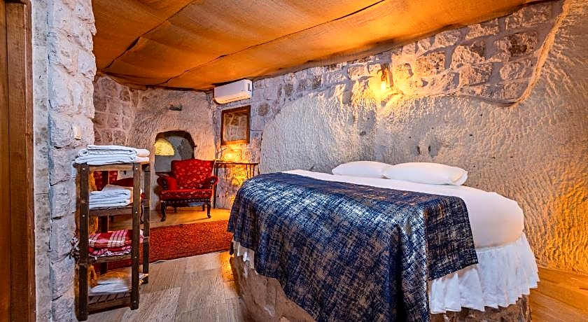 Saliche Cave Suite