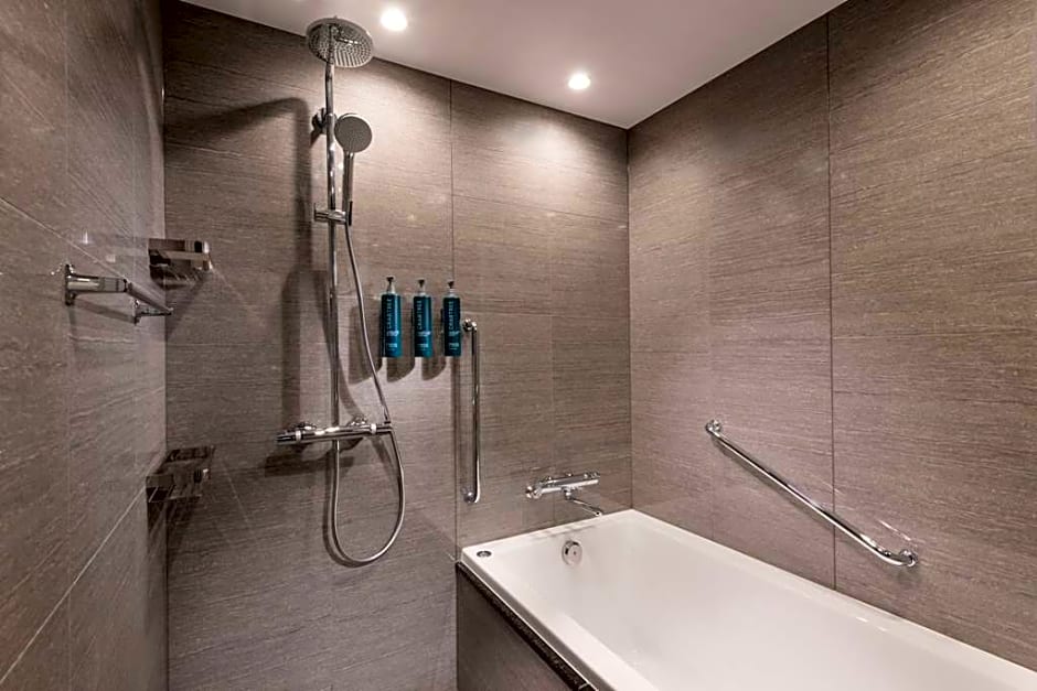 DoubleTree by Hilton Kyoto Station
