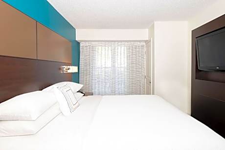 Two-Bedroom King Suite with Sofa Bed