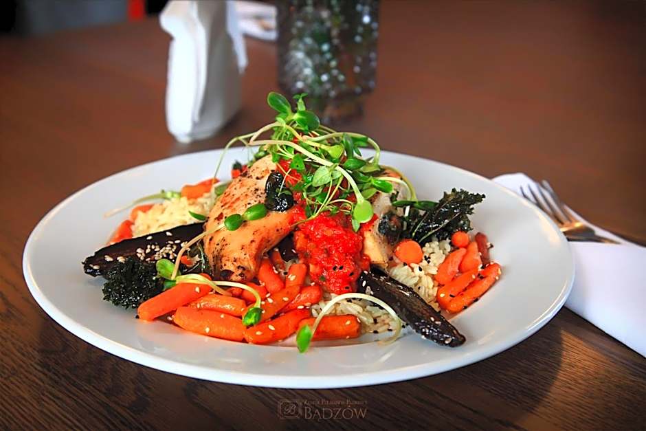 Zespół Pałacowo-Parkowy Bądzów