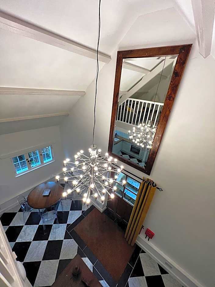 The Lion, Tredington