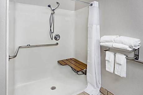 Queen Room with Two Queen Beds - Mobility Access/Non-Smoking/Non Pet Friendly