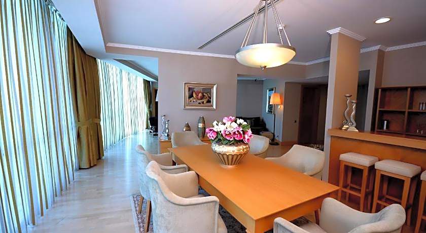 Wyndham Grand Izmir Ozdilek Thermal & Spa