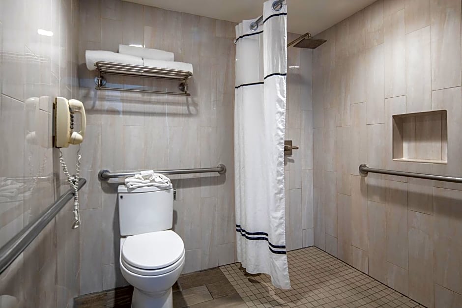 Atherton Park Inn and Suites