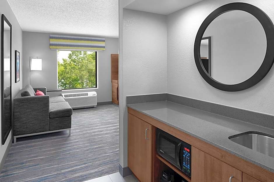 Hampton Inn By Hilton And Suites Grand Rapids