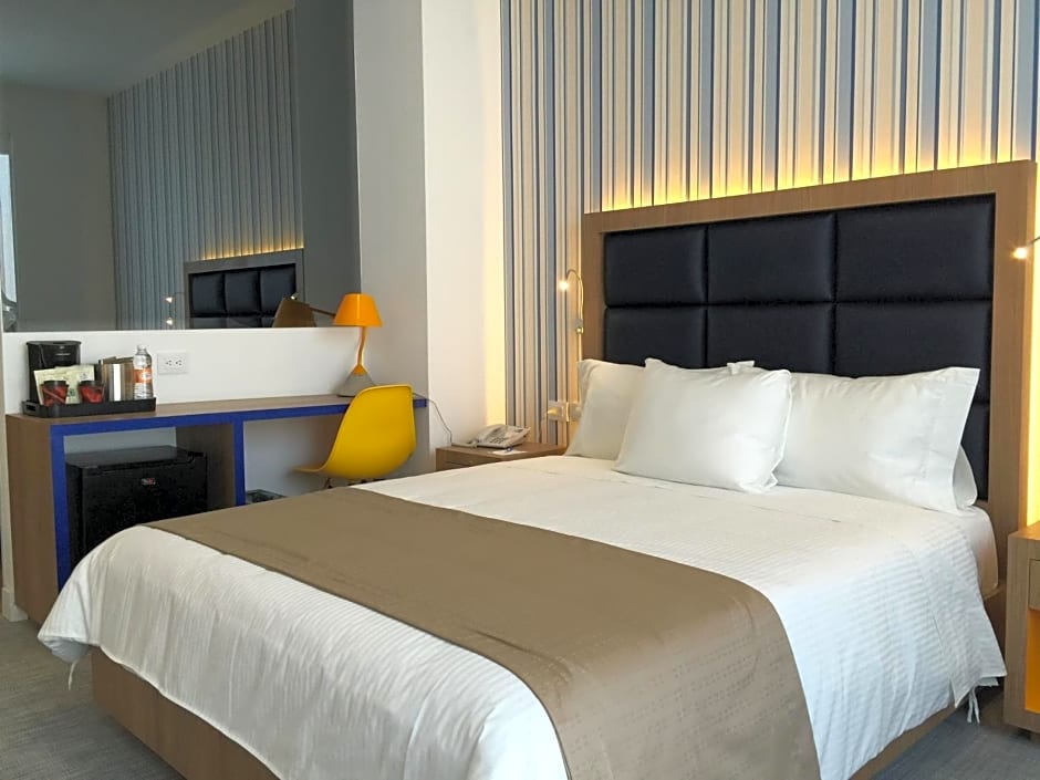 TRYP by Wyndham Mexico City World Trade Center Area