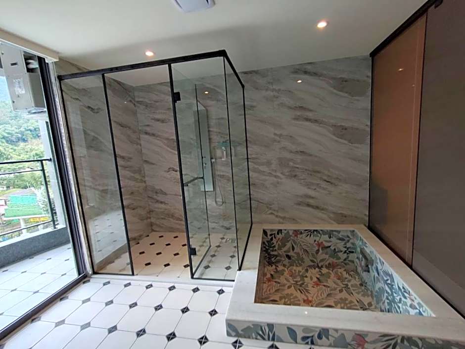 Shuian Lakeside Hotel II