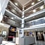 La Quinta Inn & Suites by Wyndham Dallas I-35 Walnut Hill