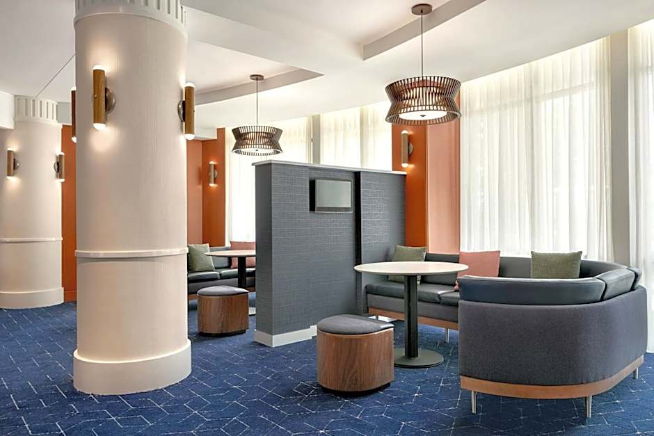 Courtyard by Marriott Lancaster