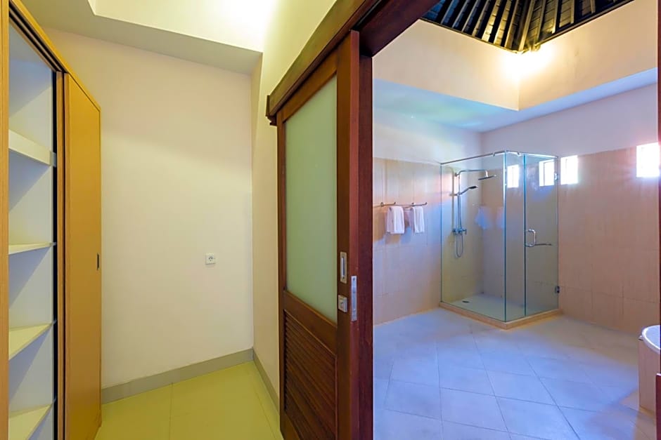 Kubal Villa and Living Seminyak