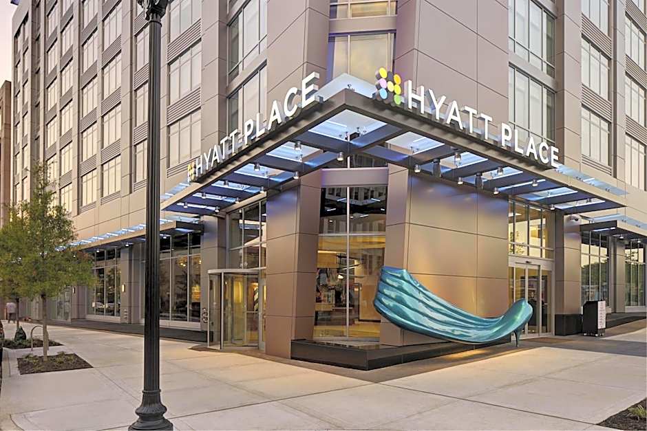 Hyatt Place Arlington Courthouse Plaza