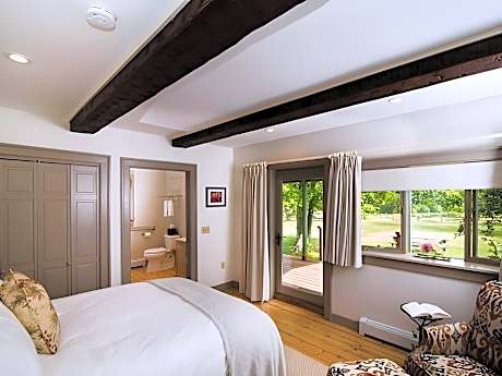 Maple Room-Double room-Ensuite-Premium-Mountain view