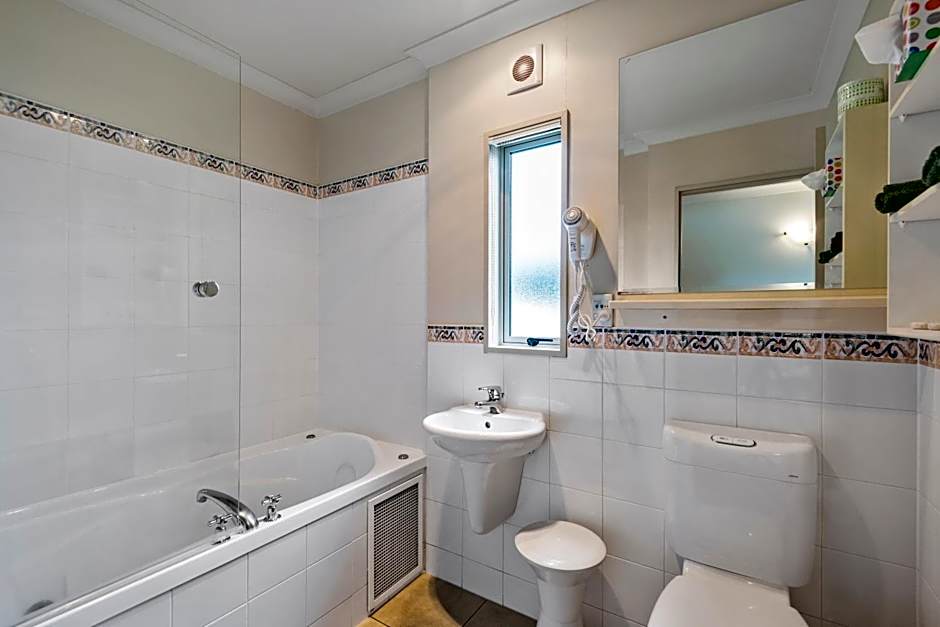 Colombo in the City Motel