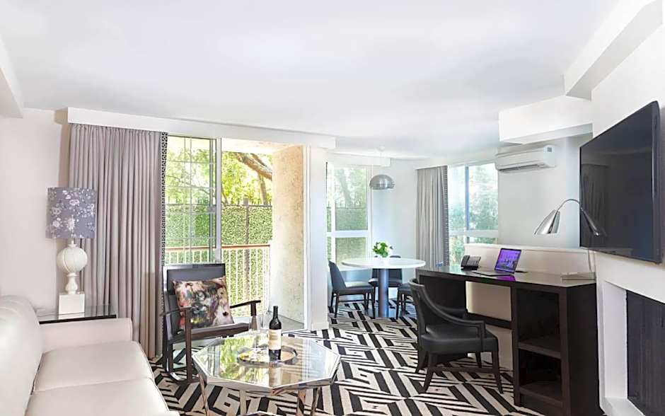 Signature 1 Bedroom Residence — 18 fotoğraftan 1. fotoğraf