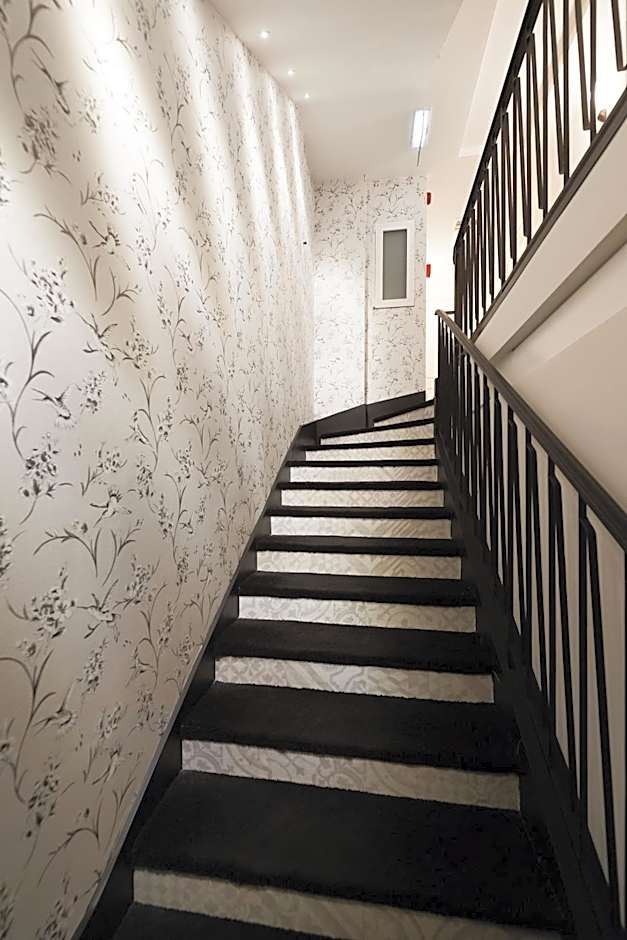 Legacy Gastro Suites