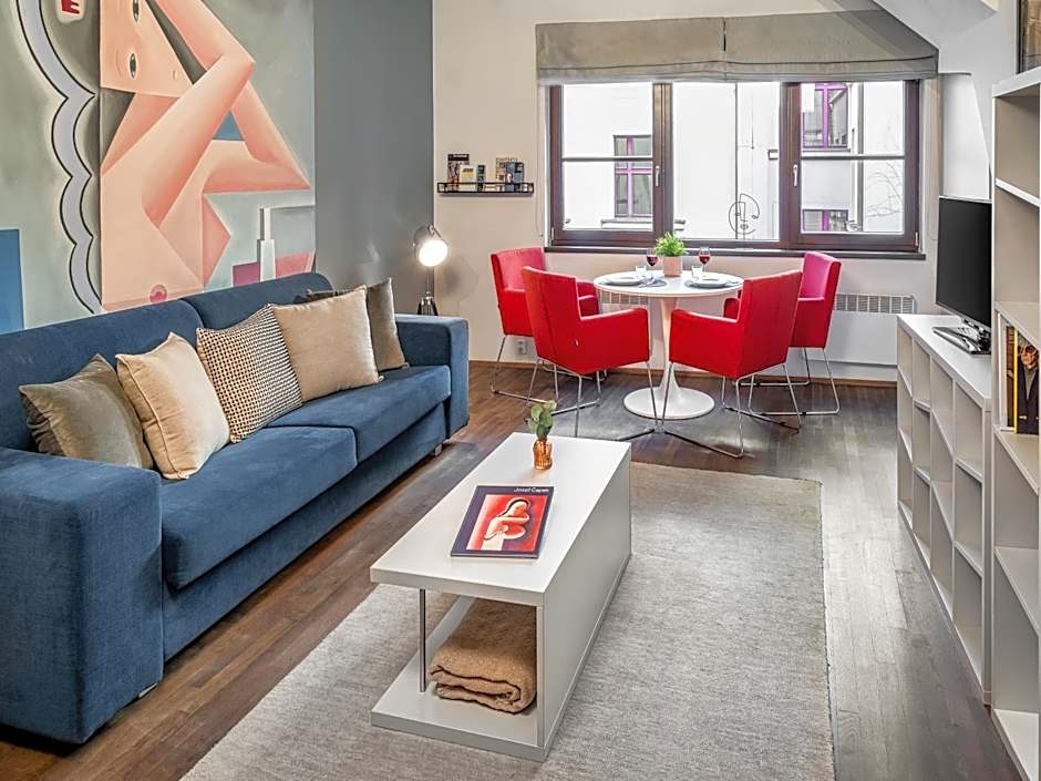 4 Arts Apartments by Adrez