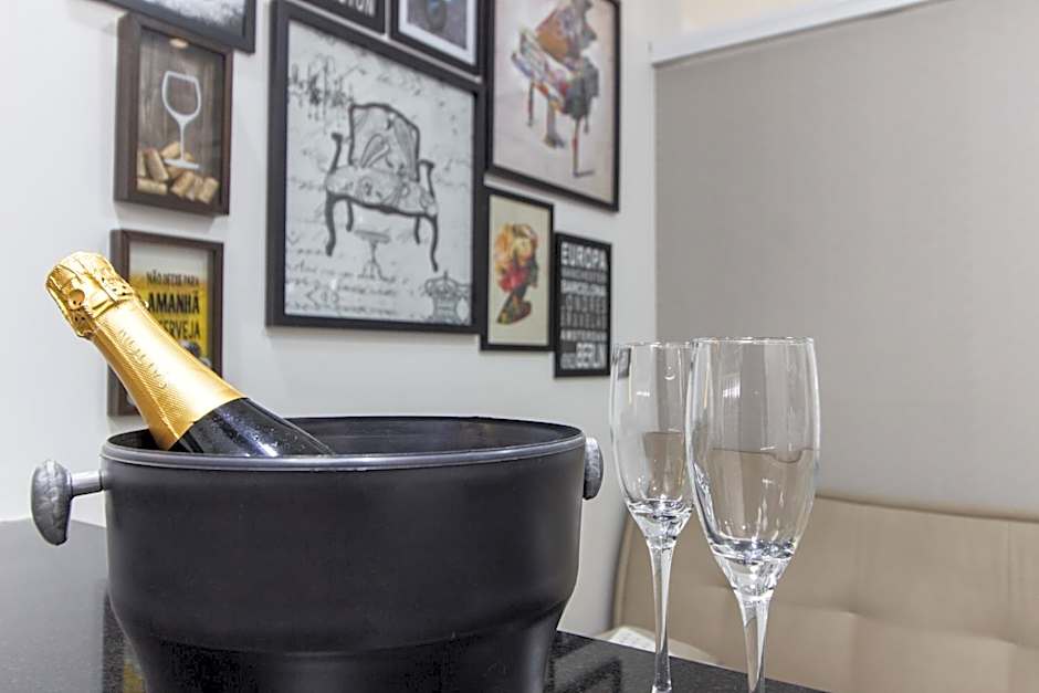 STUDIO ACONCHEGANTE à 3 min da praia de copa!