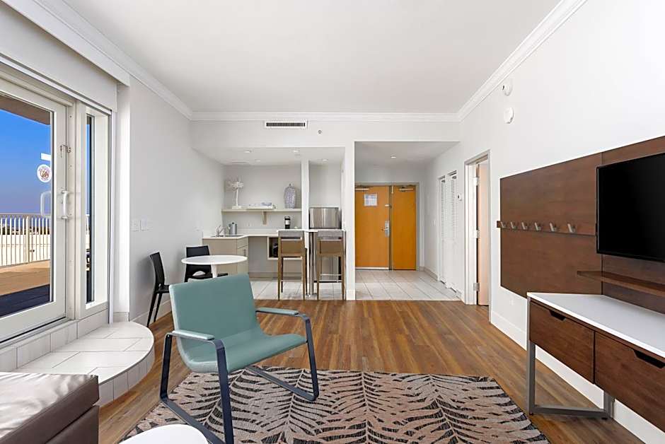 Holiday Inn Express Pensacola Beach By IHG