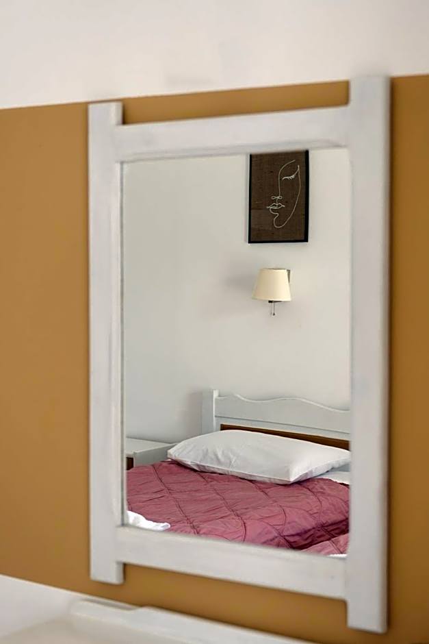 Katsaros Studios & Apartments