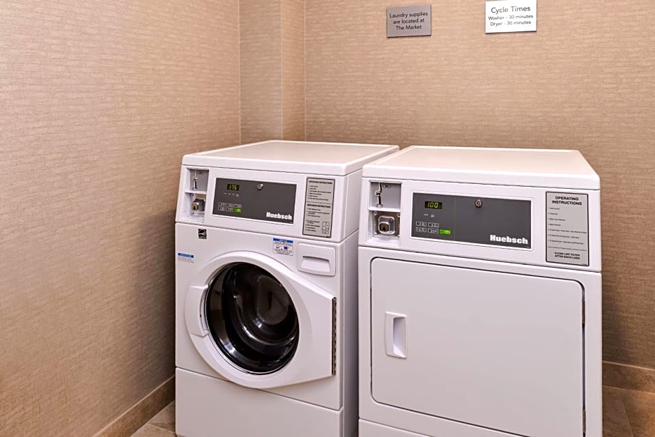 Courtyard by Marriott Detroit Farmington